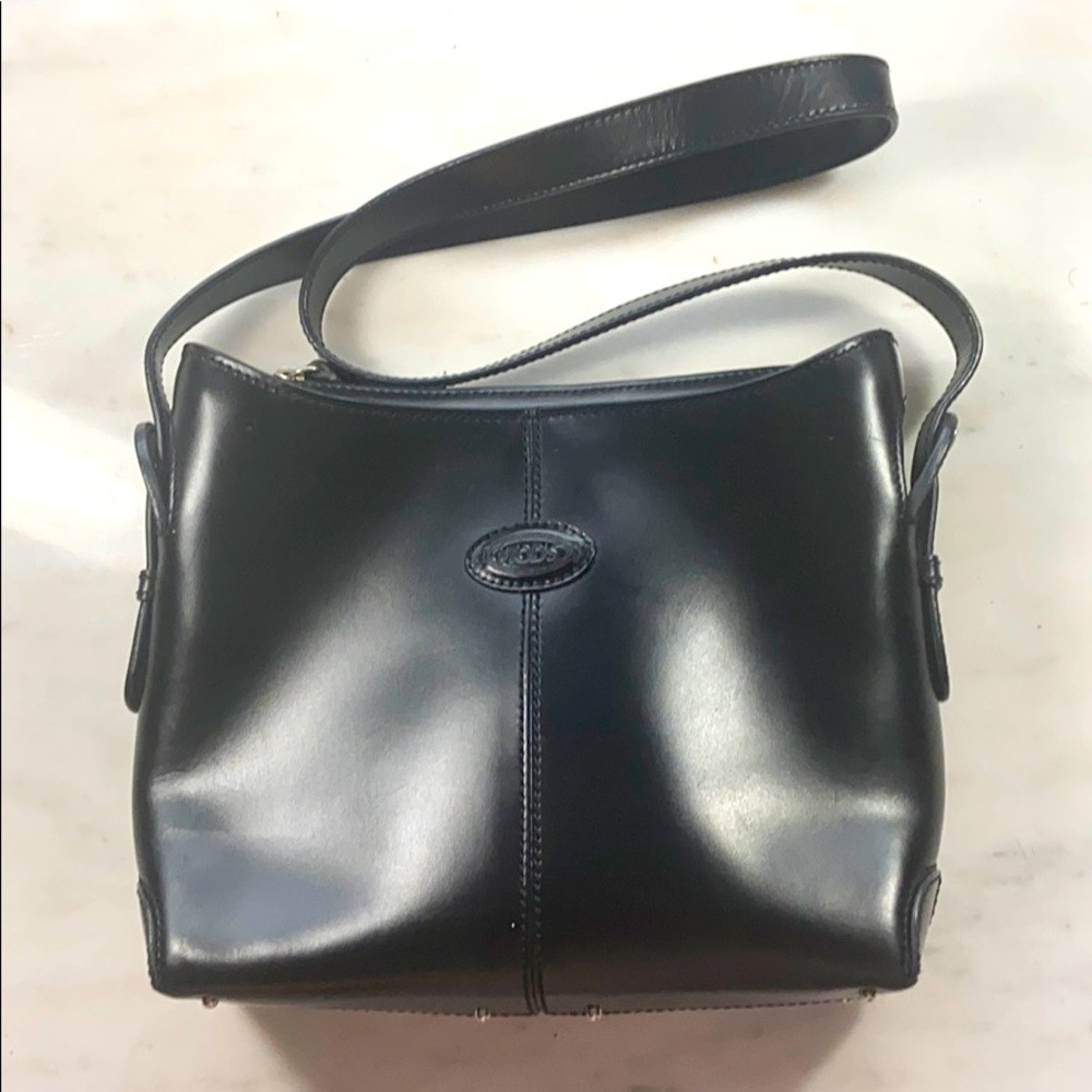 MINT TOD’S NAVY MINI TOTE